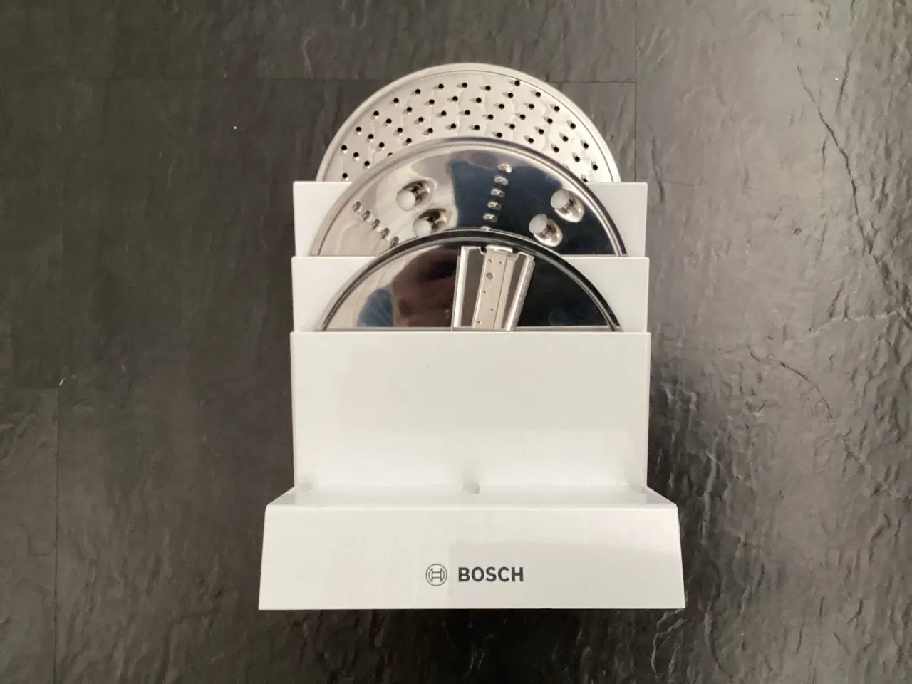 Billede 1 - Holder med 3 Riveskiver til BOSCH foodprocessor
