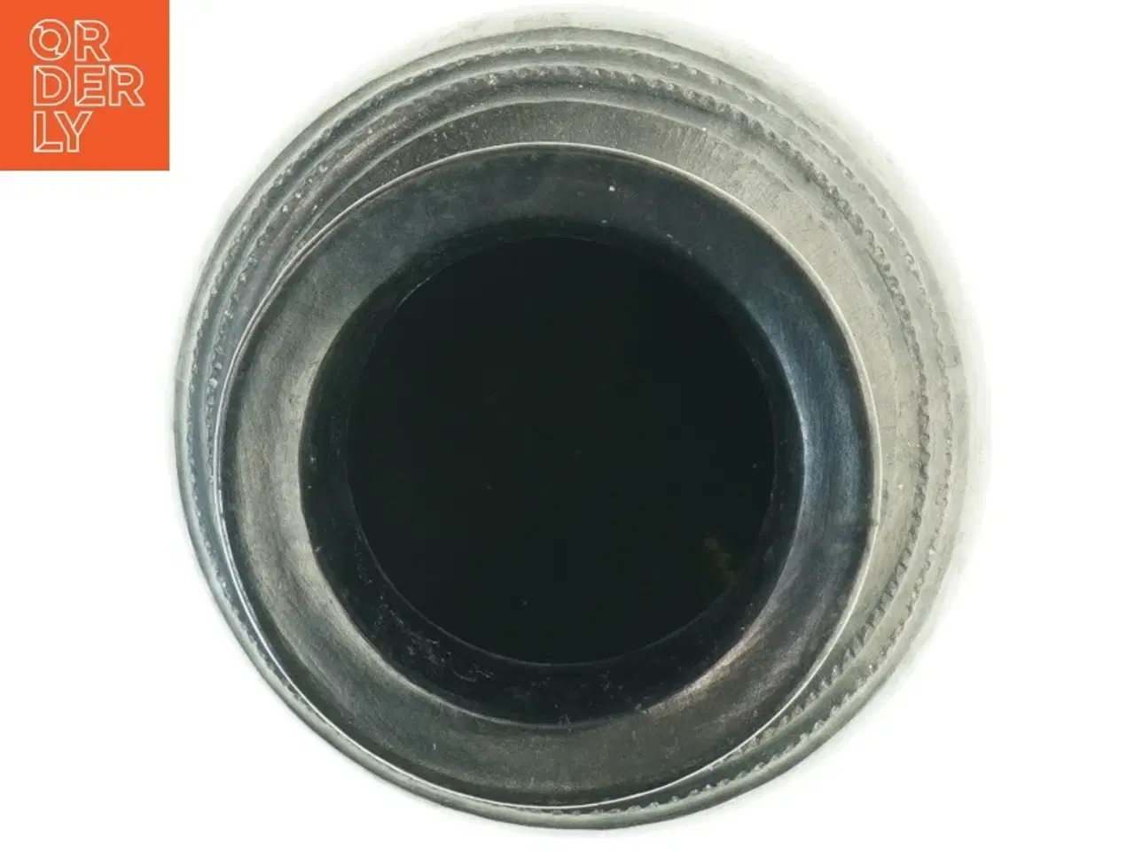 Billede 3 - Jydepotte i sortbrændt ler  (str. H. 16 cm. ø. 16 cm)