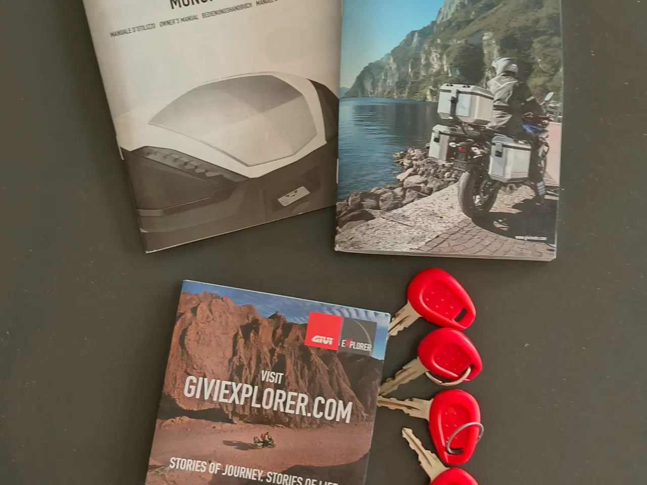 Billede 5 - GIVI beslag, topboks og sidetasker til VFR 800