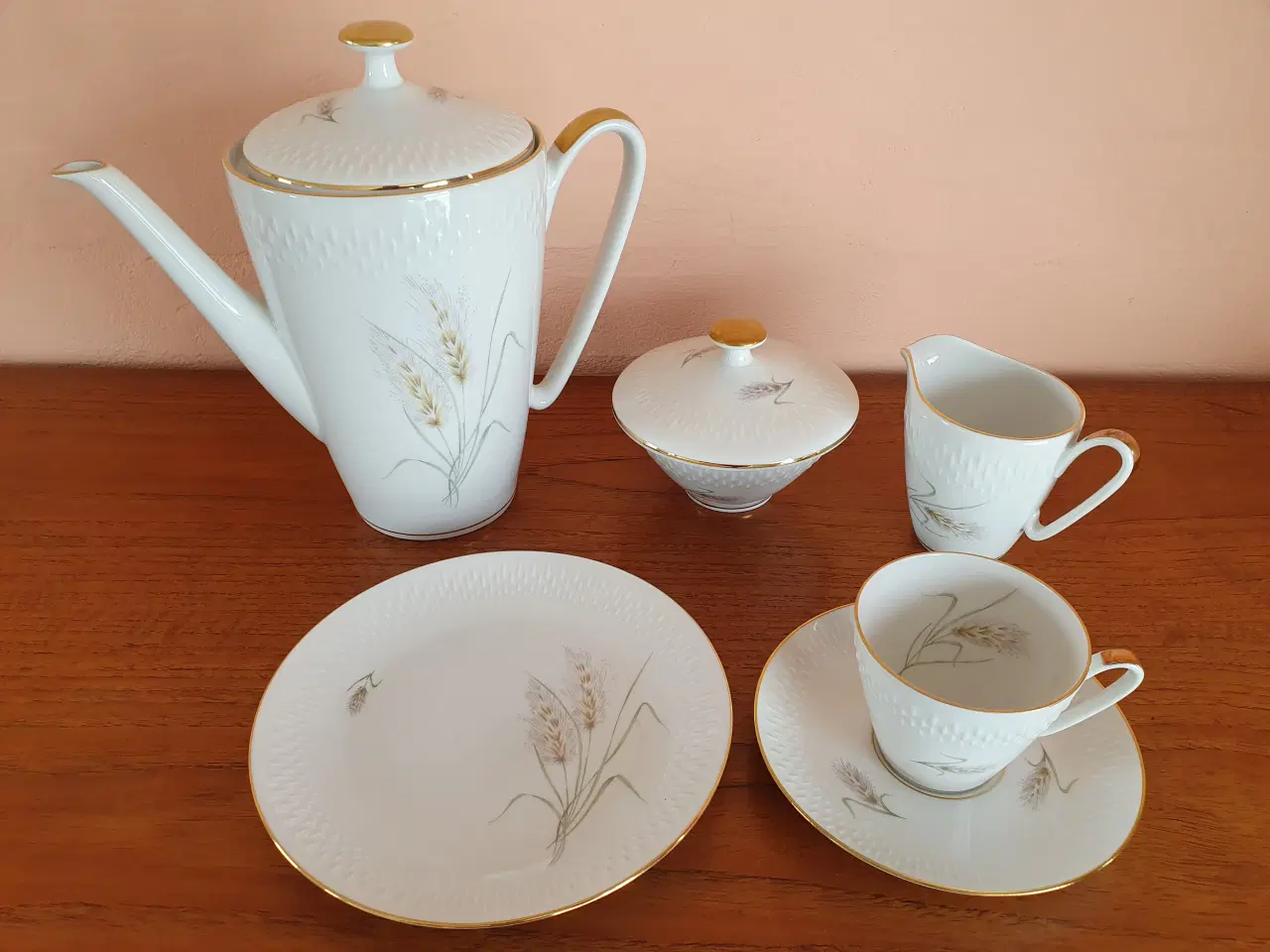 Billede 1 - Aksbo kaffestel til 12 personer