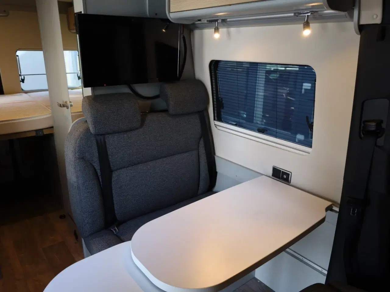 Billede 8 - Mercedes Hymer 2,0 Free S600 aut.