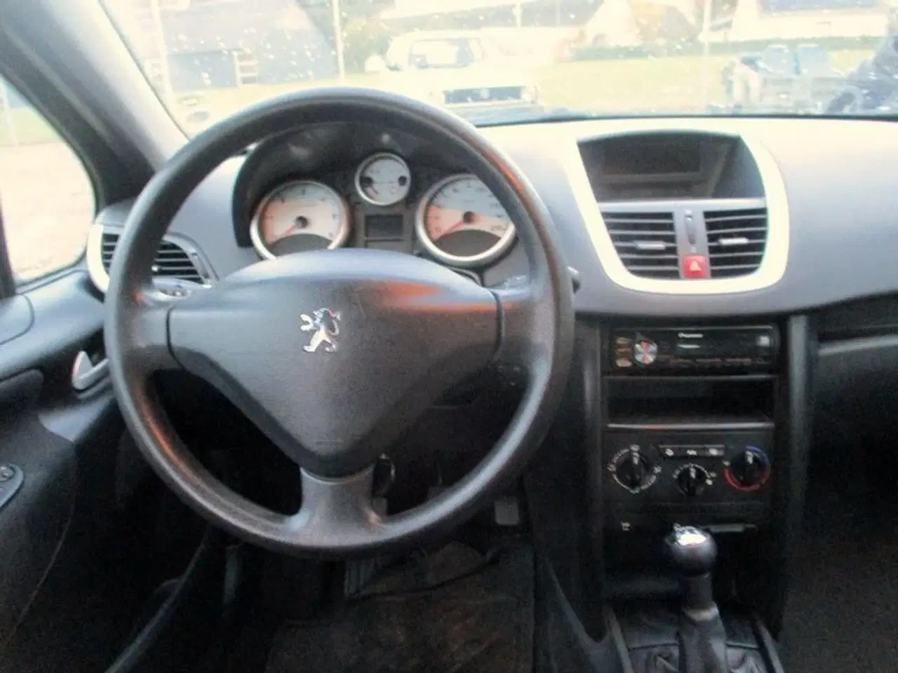 Billede 12 - Peugeot 207 1,6 HDi 90 Comfort+