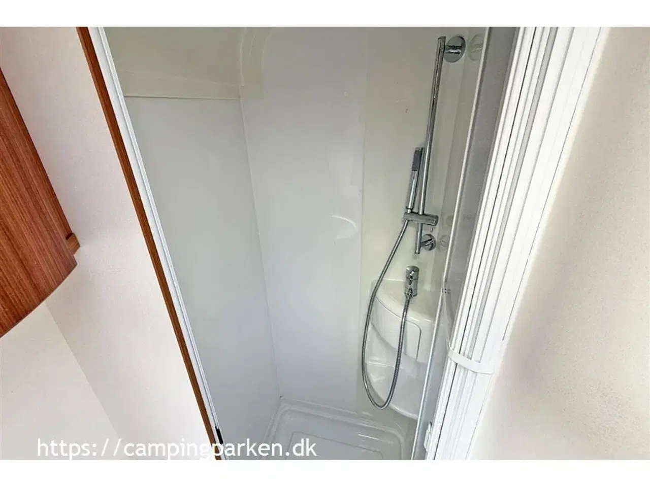 Billede 10 - 2011 - Adria Coral S 670 SLT   Velholdt Adria Coral med 5 selepladser og en del udstyr