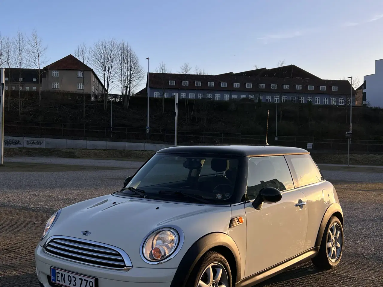 Billede 1 - Mini Cooper 1.6 – 120 hk – 155.000 km