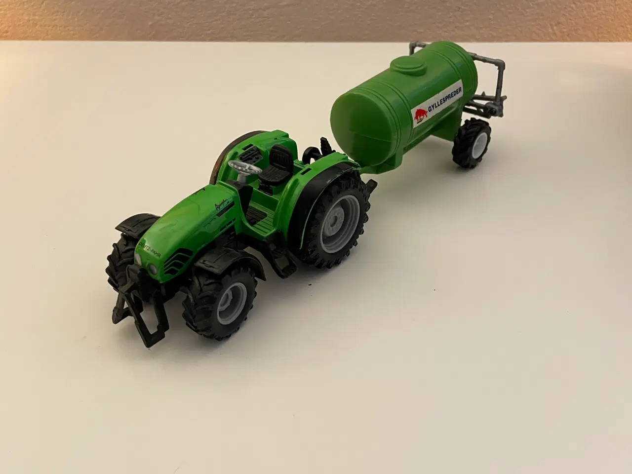 Billede 1 - Agroplus 70 deutz med gylletransporter Legetøj 