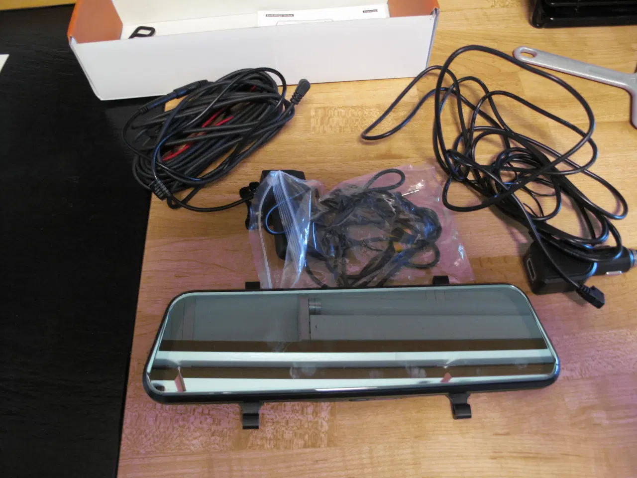 Billede 3 - 4K Dual Lens Mirror Cam