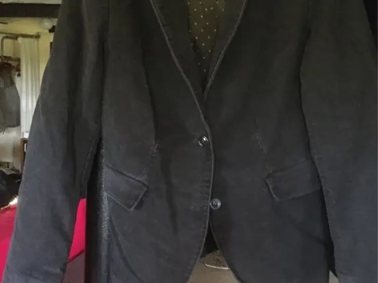 Billede 1 - Fløjls jakke mørke grå