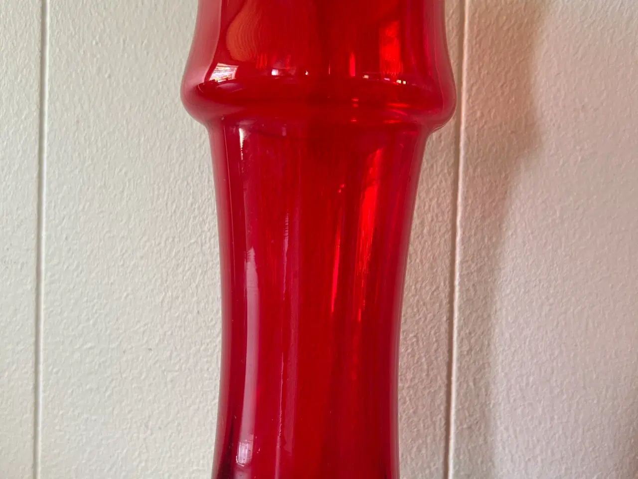Billede 2 - Ruby red glasvase