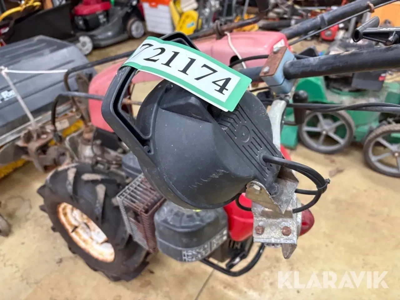 Billede 10 - Redskabsbærer med kost Nibbi Mak6