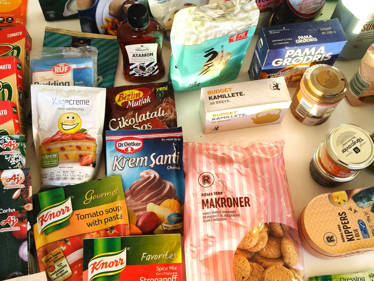 Billede 4 - Kæmpe samling af madvarer til fx. spisekammeret
