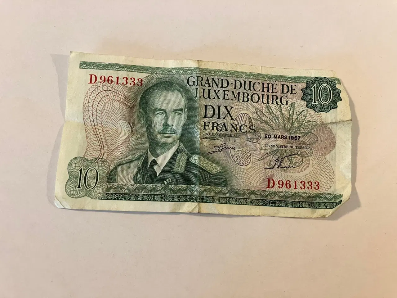 Billede 1 - 10 Francs Luxembourg 1967 - Bad condition
