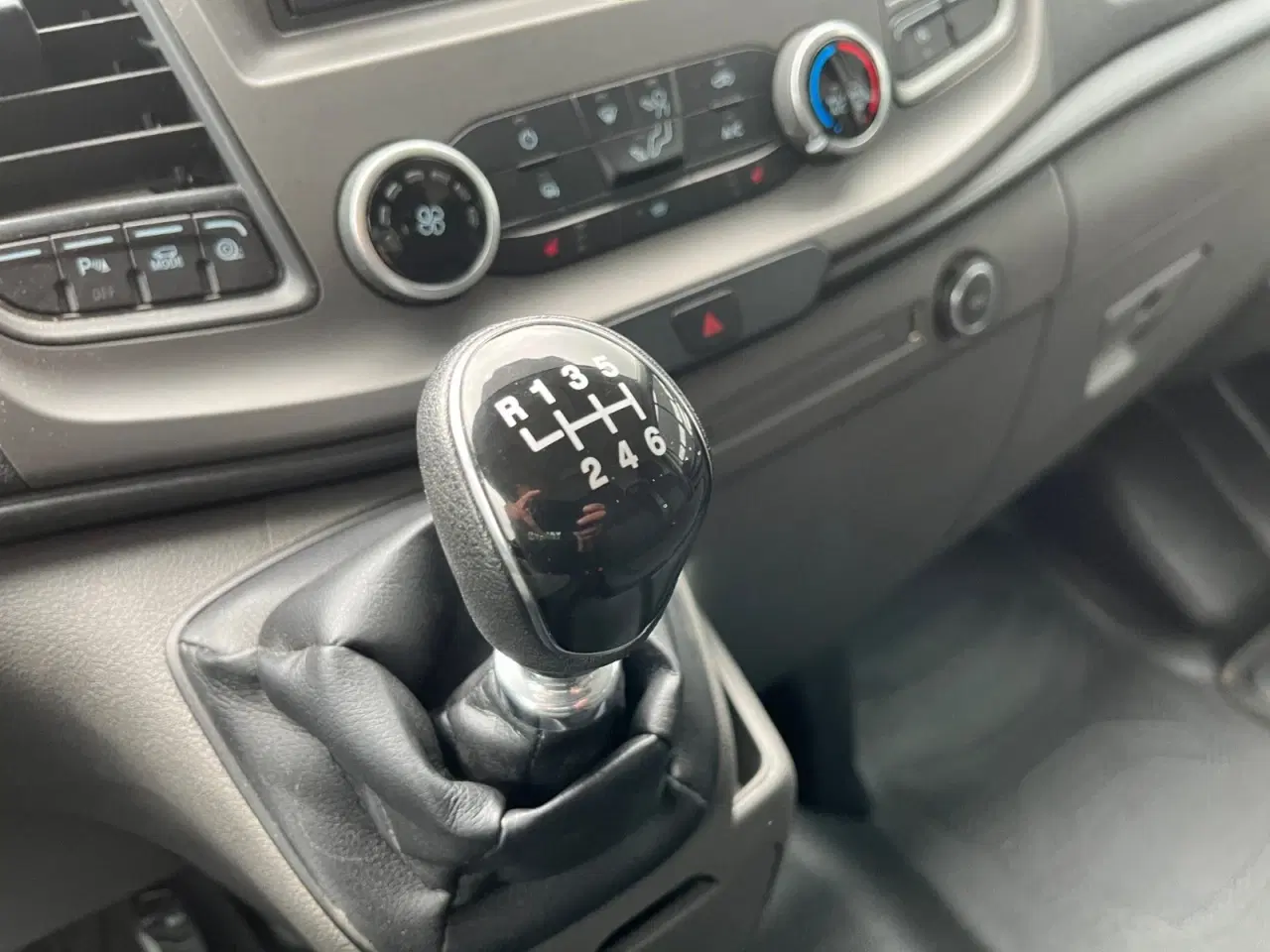 Billede 14 - Ford Transit Custom 320L 2,0 TDCi 130 Trend