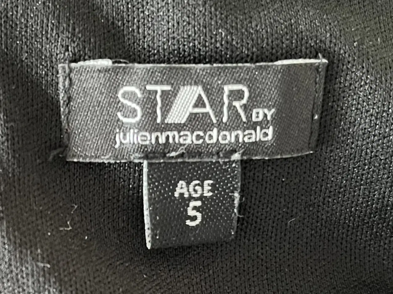 Billede 4 -  Kjole, Star by Julien Macdonald, Str 110