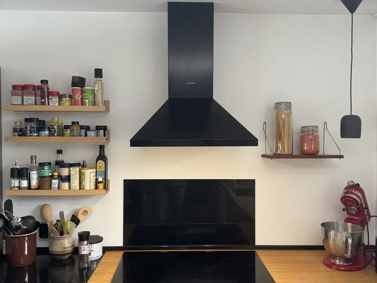 Billede 3 - Sort Bosch emhætte