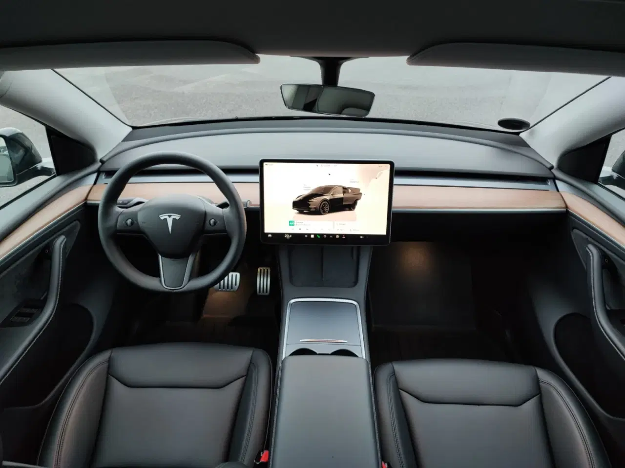 Billede 8 - Tesla Model Y Performance (2 sæt 21" fælge)