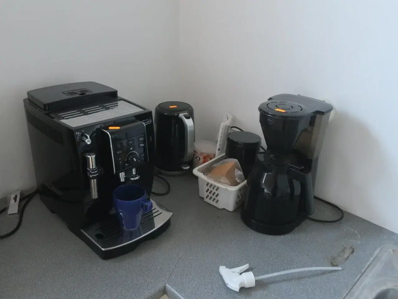 Billede 1 - 2 stk. kaffemaskiner, elkedel og airfryer ovn