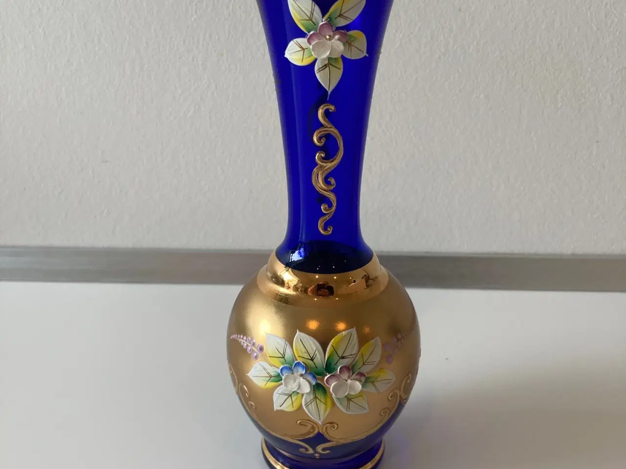 Billede 1 - Bohemian Crystal – Håndmalet Guld på Blå, Grøn & R