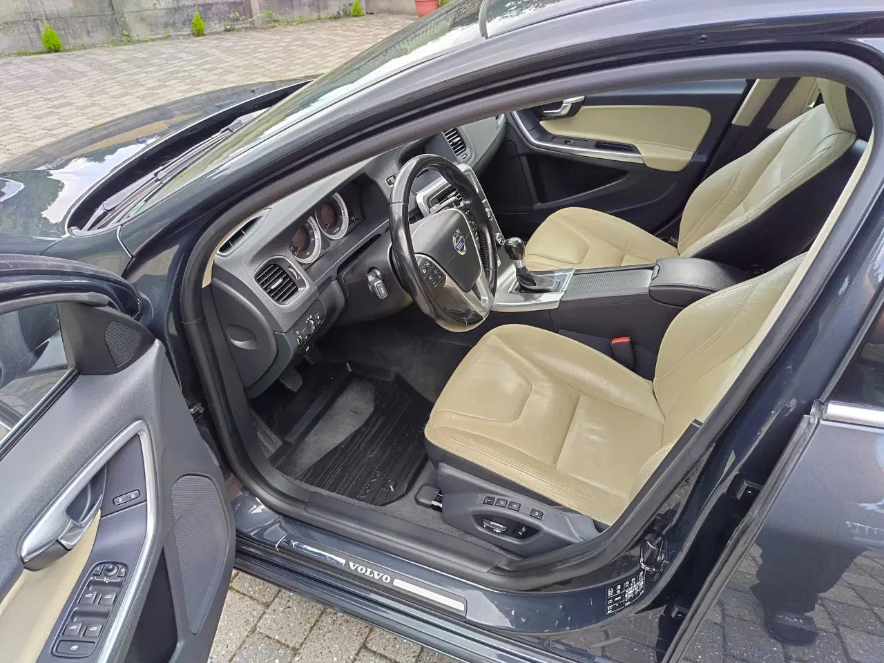Billede 5 - Volvo S60 Drive 2011 Nysynet Med læder Ac og træk