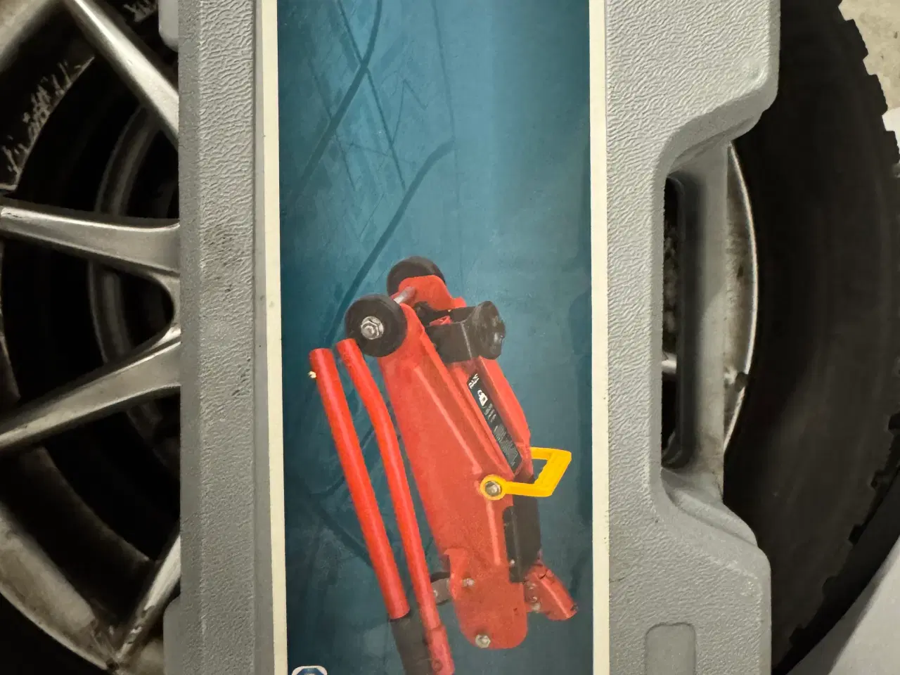 Billede 4 - 4x vinterhjul: INTRA alufælge med 4x vinterdæk 205