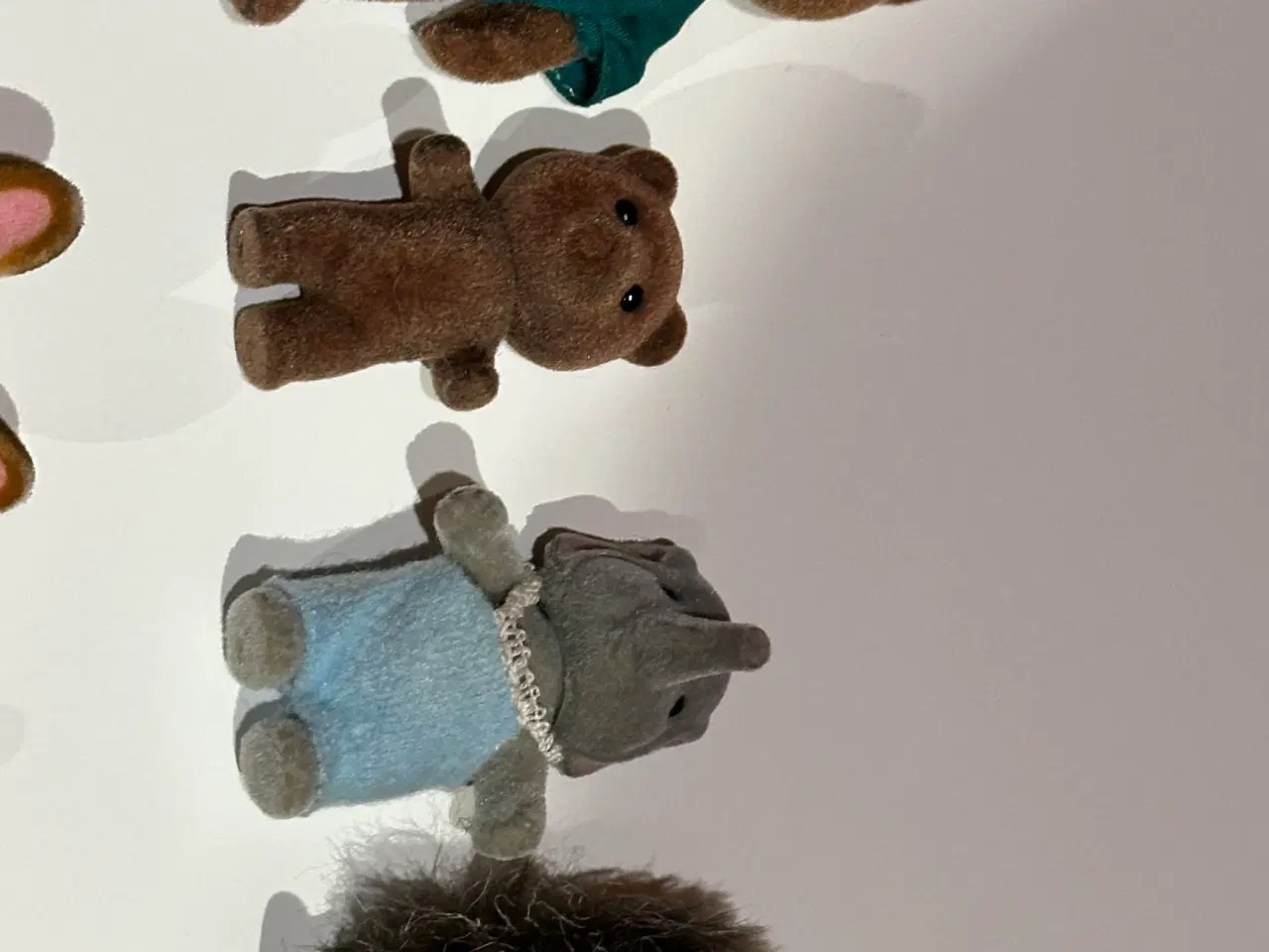 Billede 2 - 8 figurer til Sylvanian 