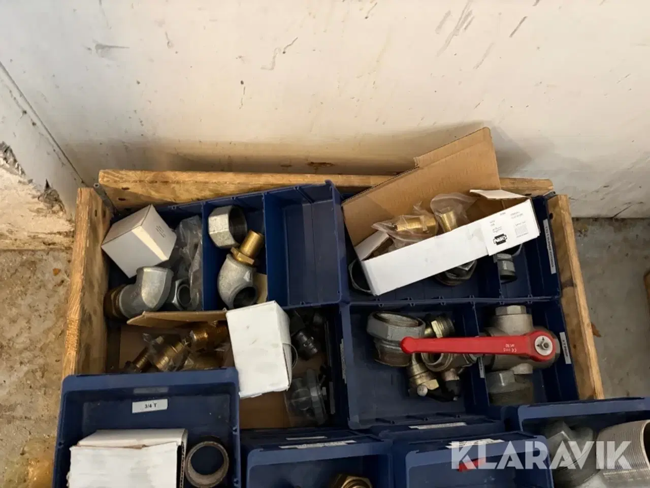 Billede 4 - Stort lot, vvs-komponenter - 9 paller