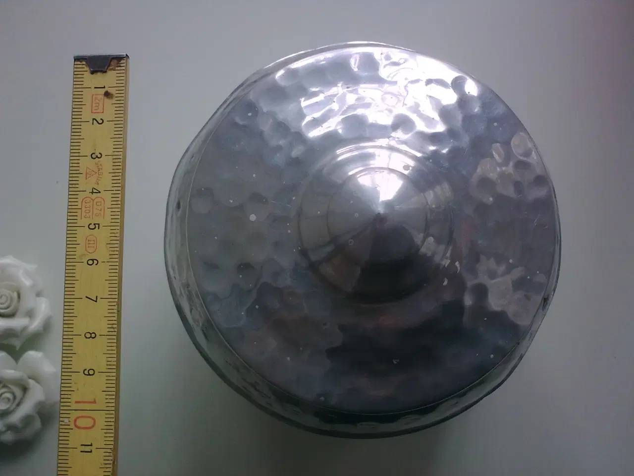 Billede 4 - Aluminium hamret vintage dansk låg dåse & gæster