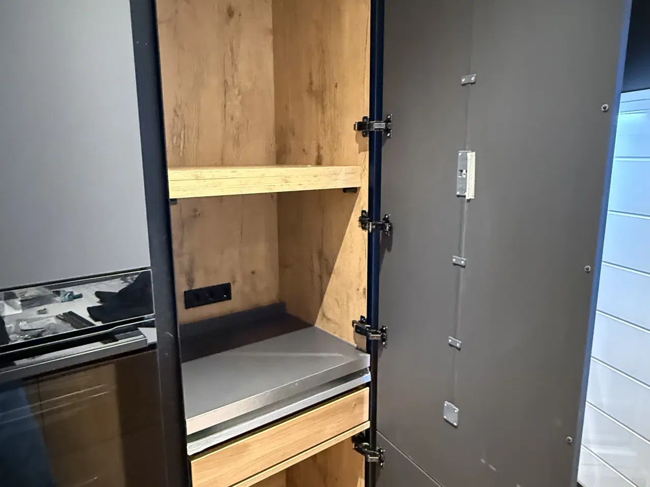 Billede 5 - Rotpunkt køkken uden hvidevarer.