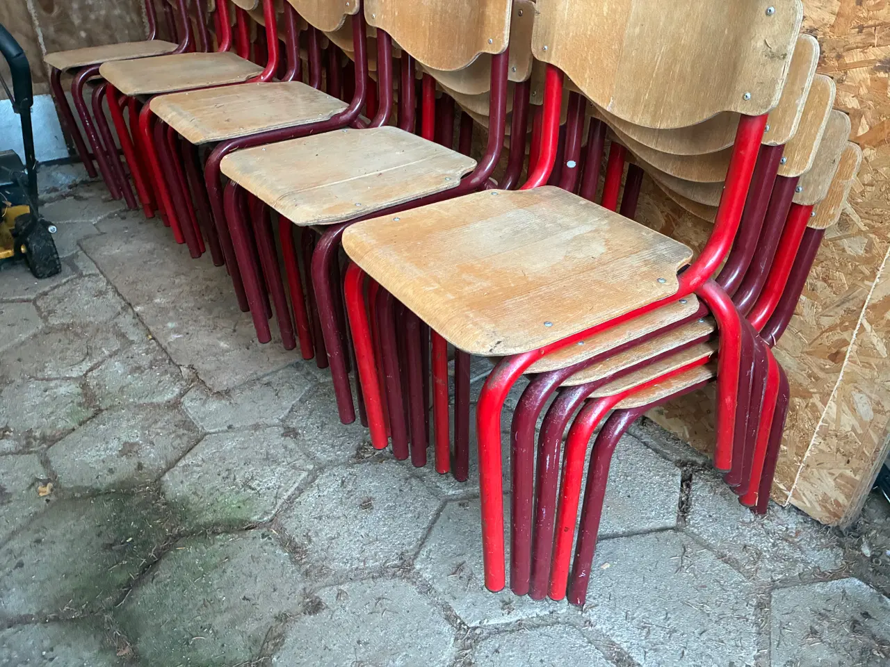 Billede 3 - Bortgives 25 stole