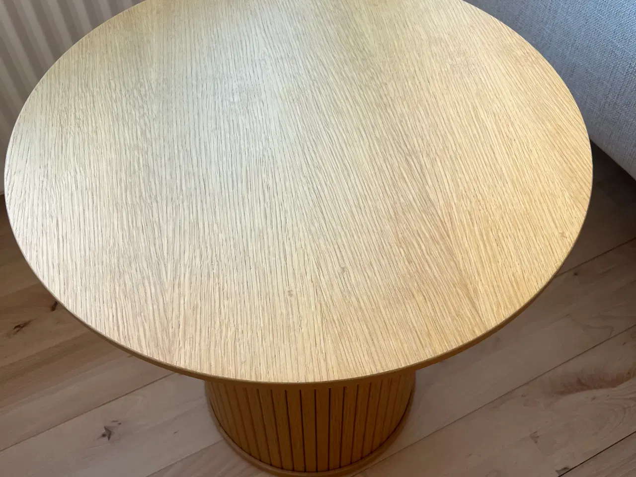 Billede 2 - Lille egetræsbord