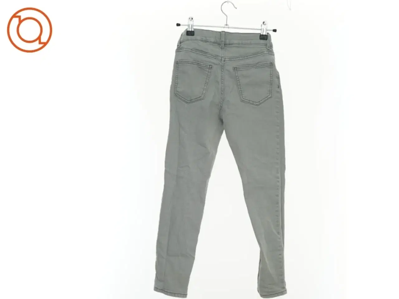 Billede 2 - Jeans fra H&M (str. 134 cm)