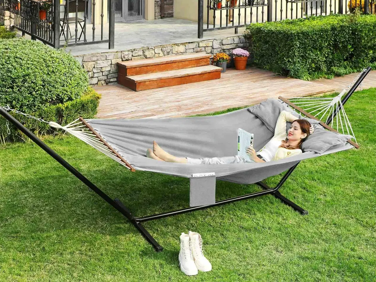 Billede 2 - Dobbelt hængekøje i TC-stof – grå, 210 × 150 cm med puder og træspredere