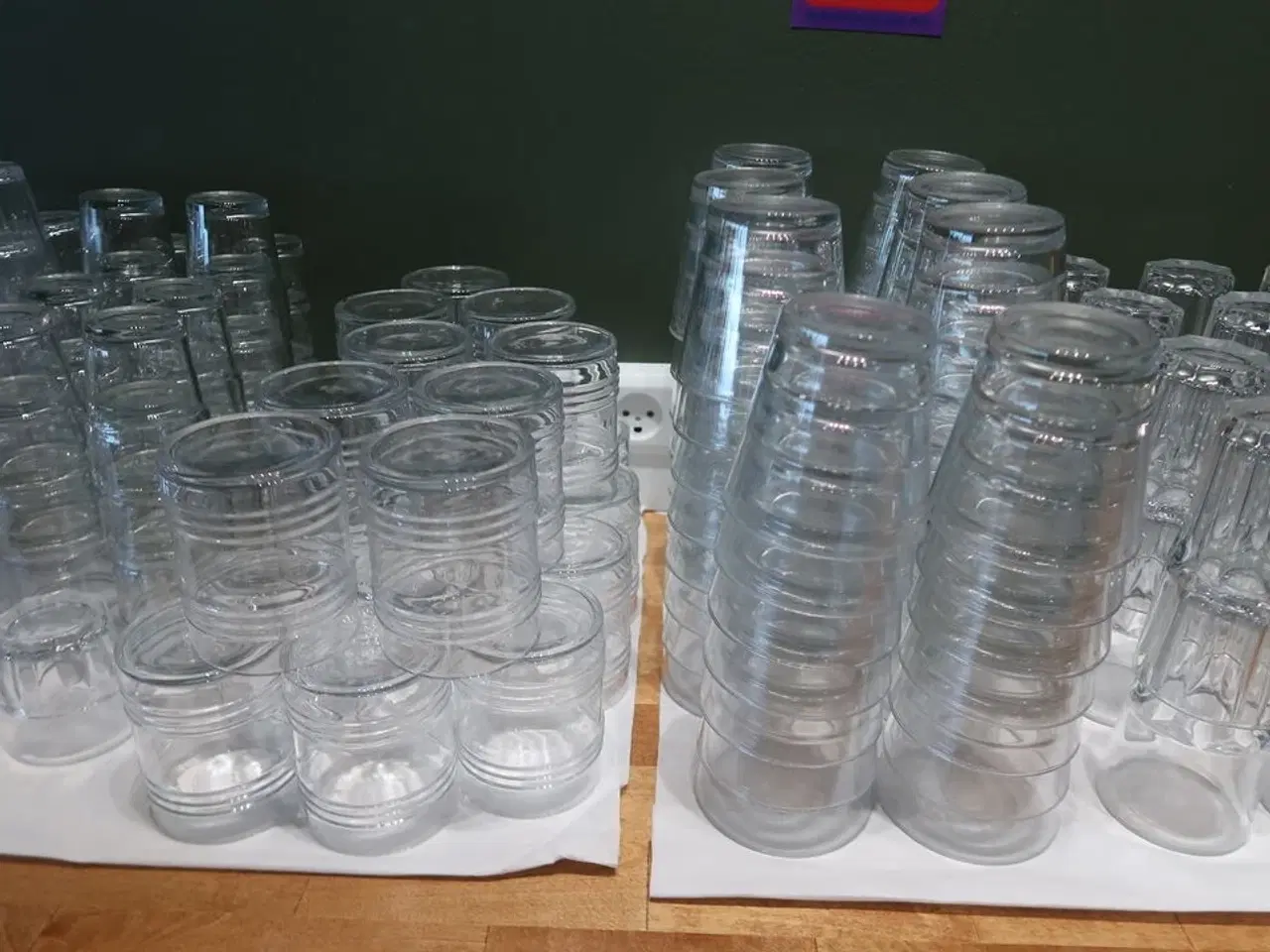 Billede 4 - Stort parti glas & service