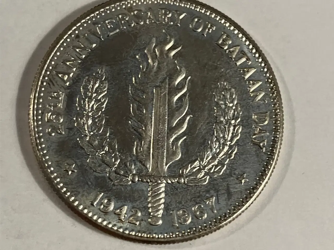 Billede 1 - 1 Peso Bataan Day - Philippines - Silver