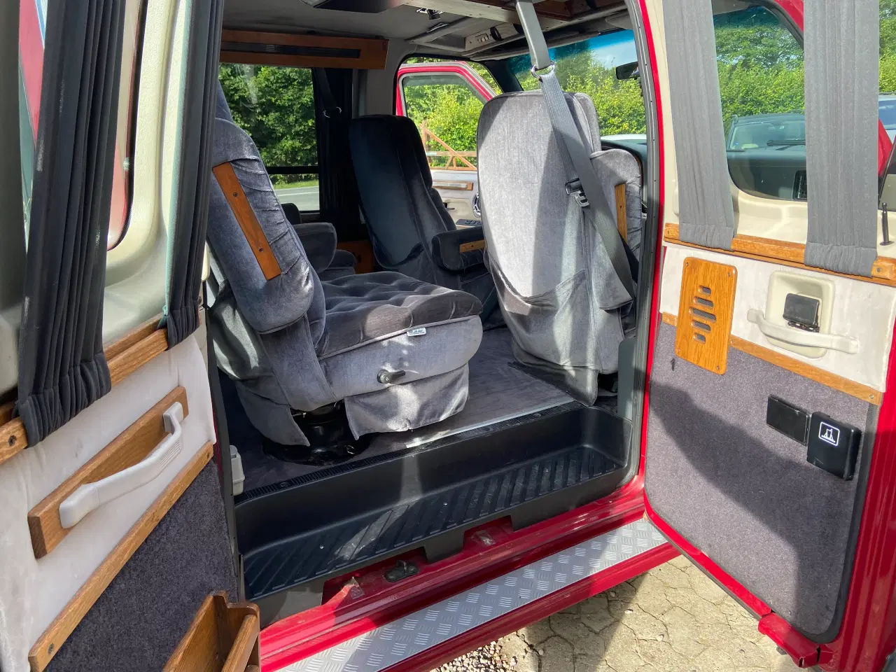 Billede 10 -  Ford Econoline personbil til Alm, kørekort 