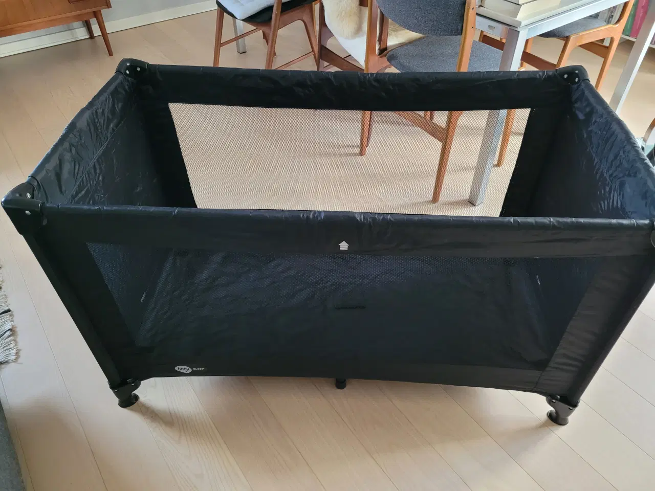 Billede 4 - Rejseseng – Baby Travel (sort) 🧳👶