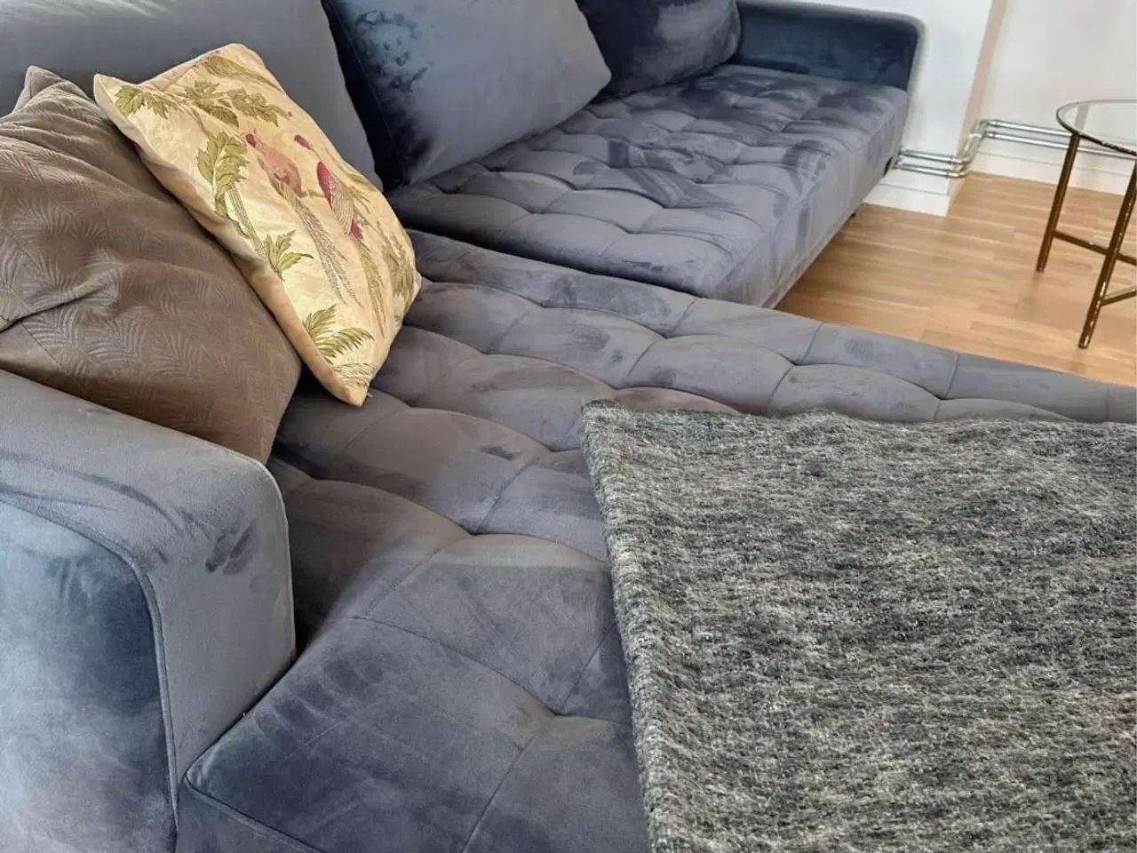 Billede 4 - FLYTTESALG/ VELOURSOFA MED CHAISELONG 