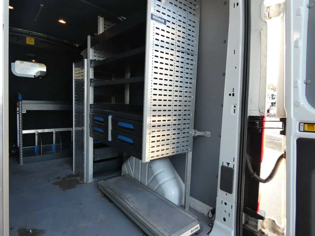 Billede 16 - Ford Transit 350 L2H2 2,0 TDCi Trend VÆRKSTEDSBIL 130HK Van Man.