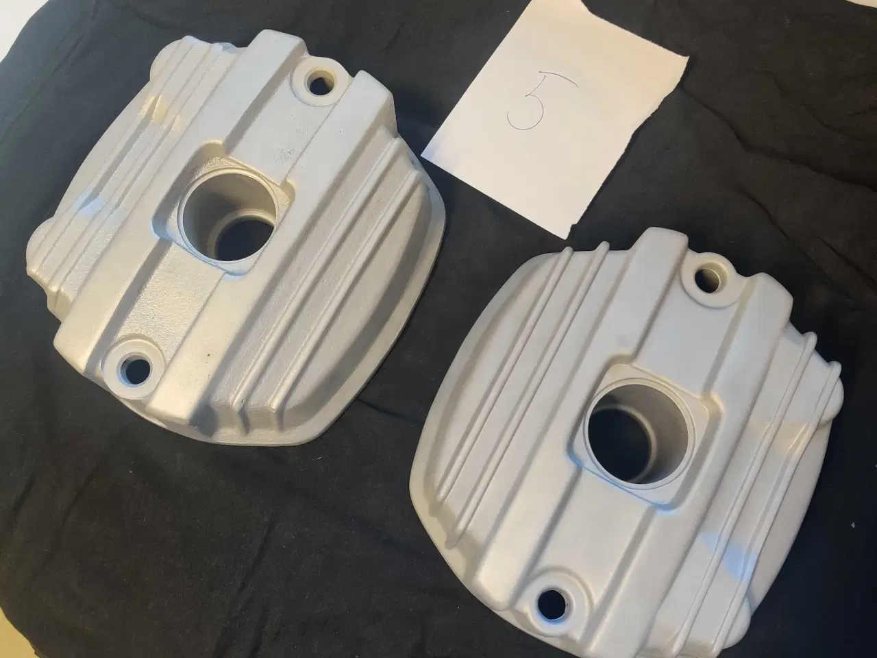 Billede 1 - Ventildæksler Honda CX