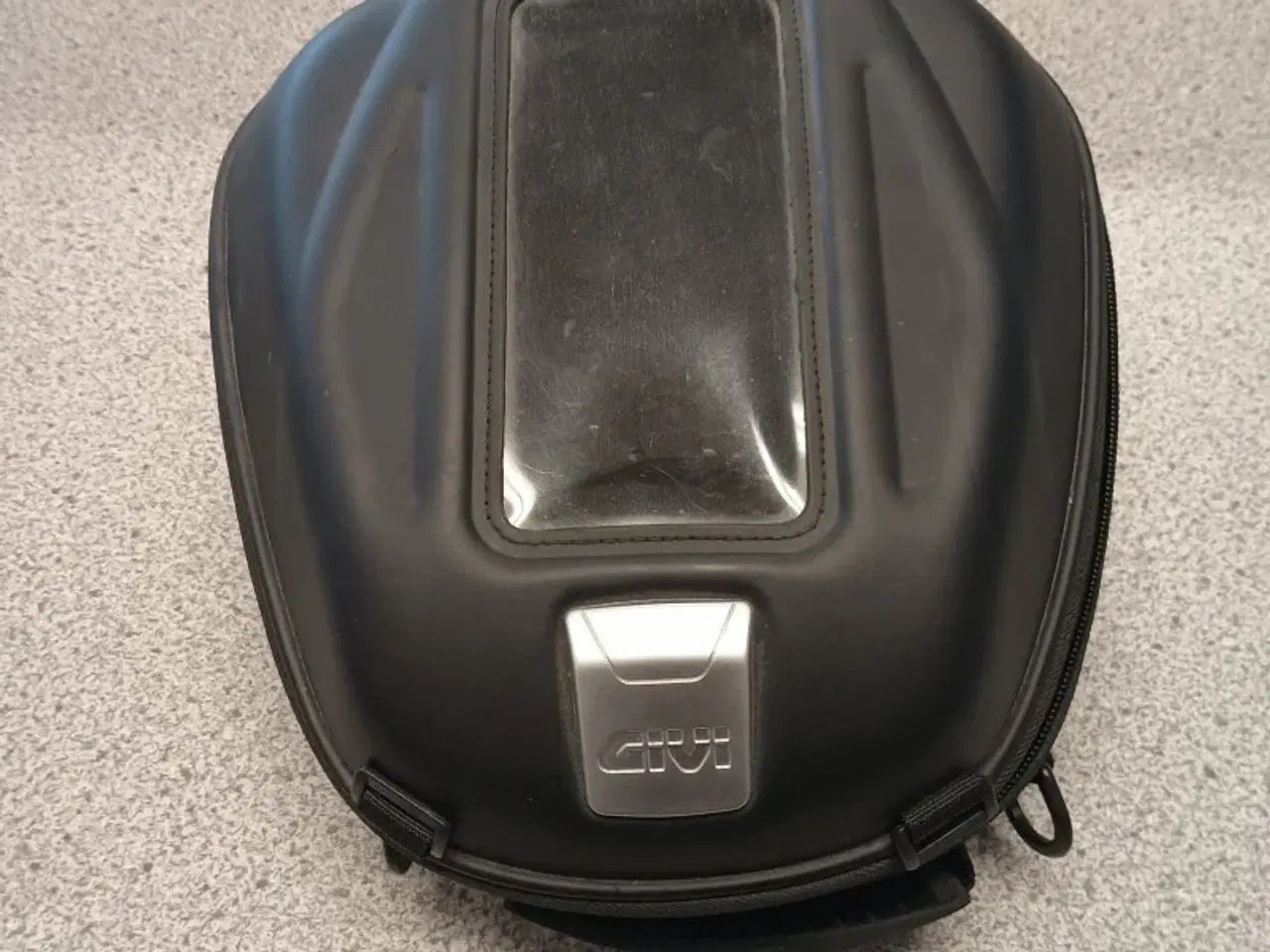 Billede 2 - GIVI Tanktaske TANKLOCK 6L - SPORT-T