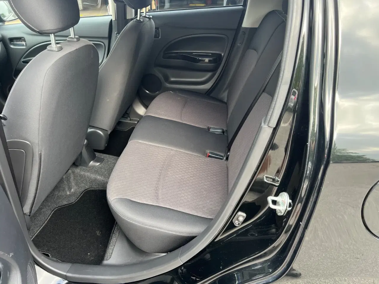 Billede 6 - Mitsubishi Space Star 1,2 Inlead