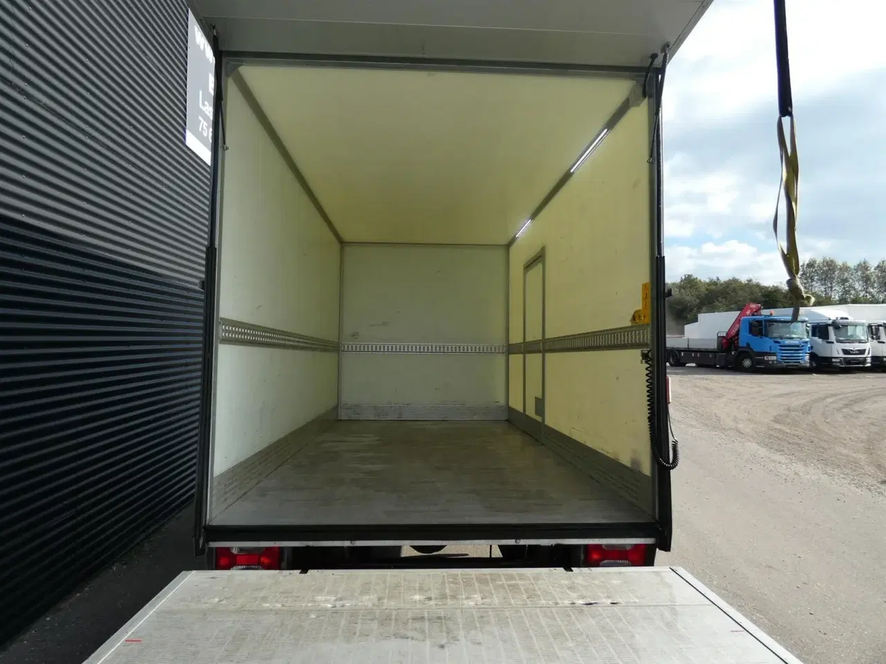 Billede 10 - Iveco Daily 35S16 ALUKASSE/LIFT AG8 2,3 D Hi-Matic 156HK Ladv./Chas. Aut.