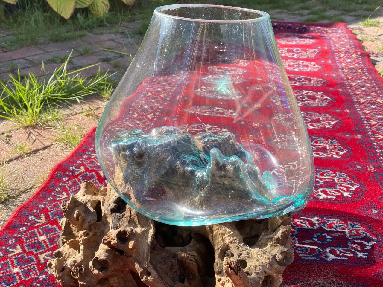 Billede 1 - Træstub med glasvase