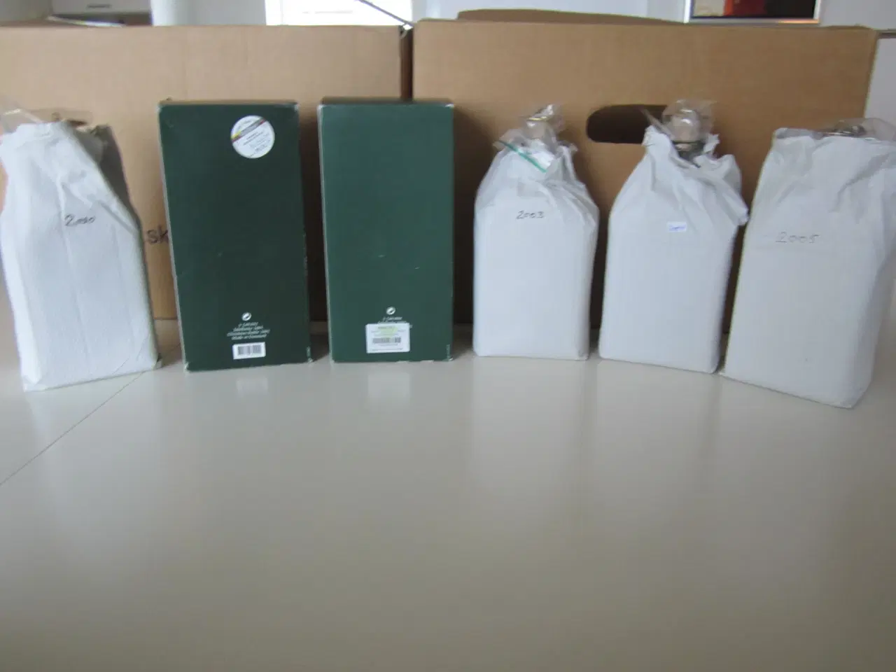 Billede 4 - Holmegaard juleflaske samling sælges.