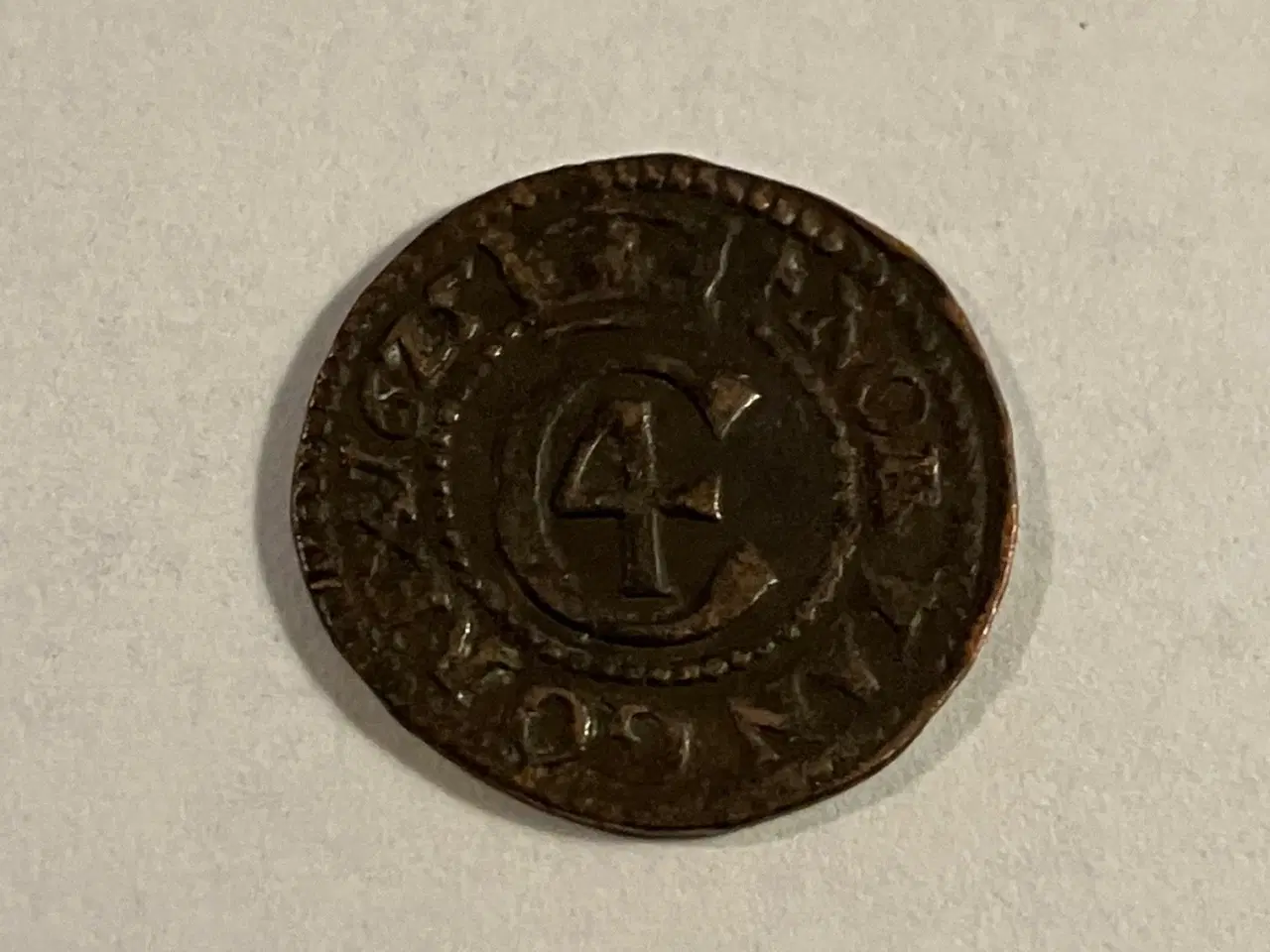 Billede 1 - 1 Hvid 1625 - Pæn