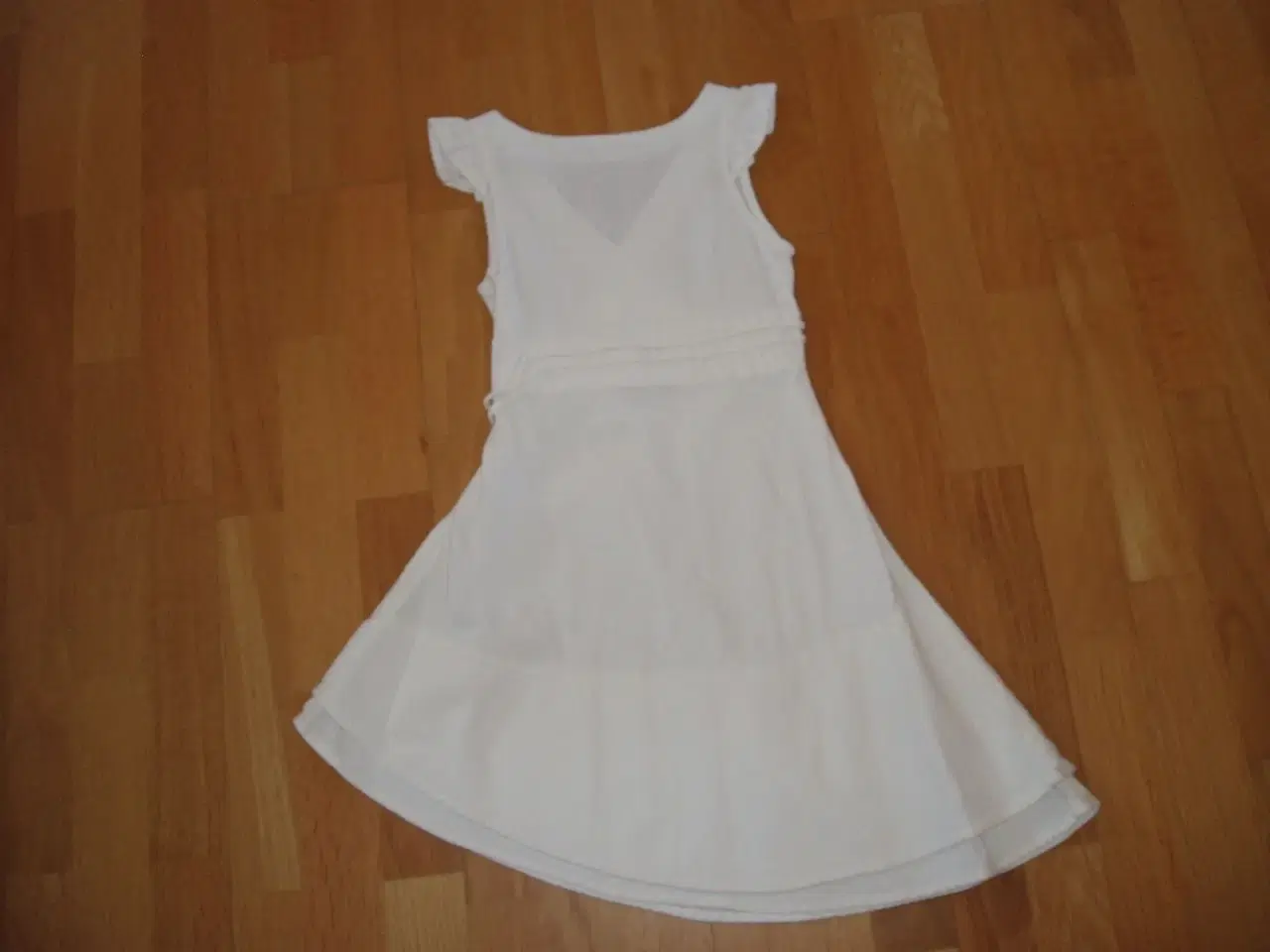 Billede 2 - D-xel kjole str. 8 år