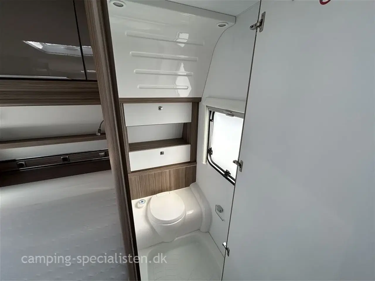 Billede 8 - 2023 - Fendt Tendenza 465 SFB   Fendt Tendenza 465 SFB model 2023 kan nu ses Hos Camping-Specialisten