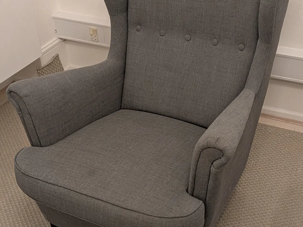 Billede 5 - Klassisk STRANDMON øreklapstol – Nordvalla mørkegr