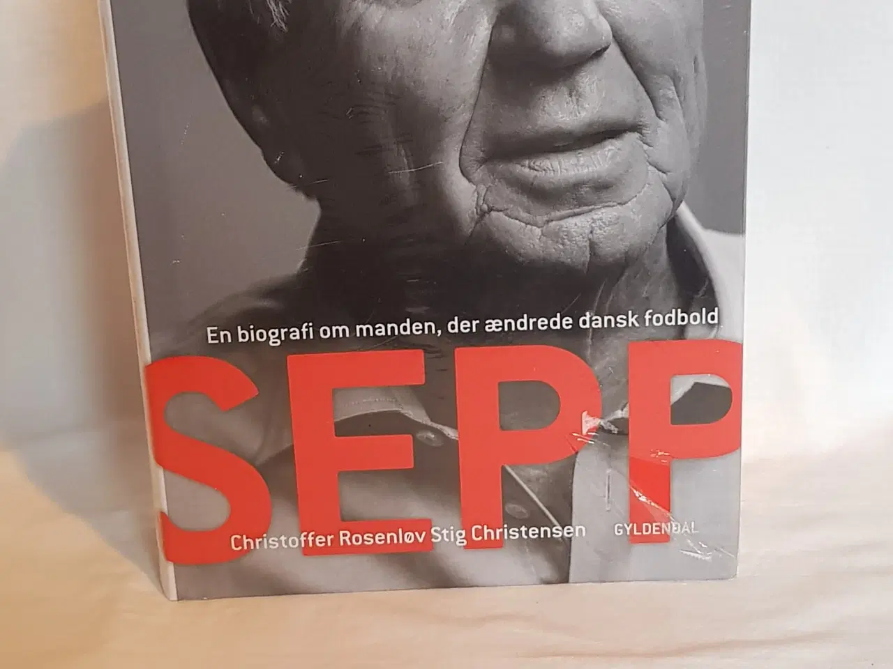 Billede 1 - En biografi om manden, der ændre dansk fodbold.