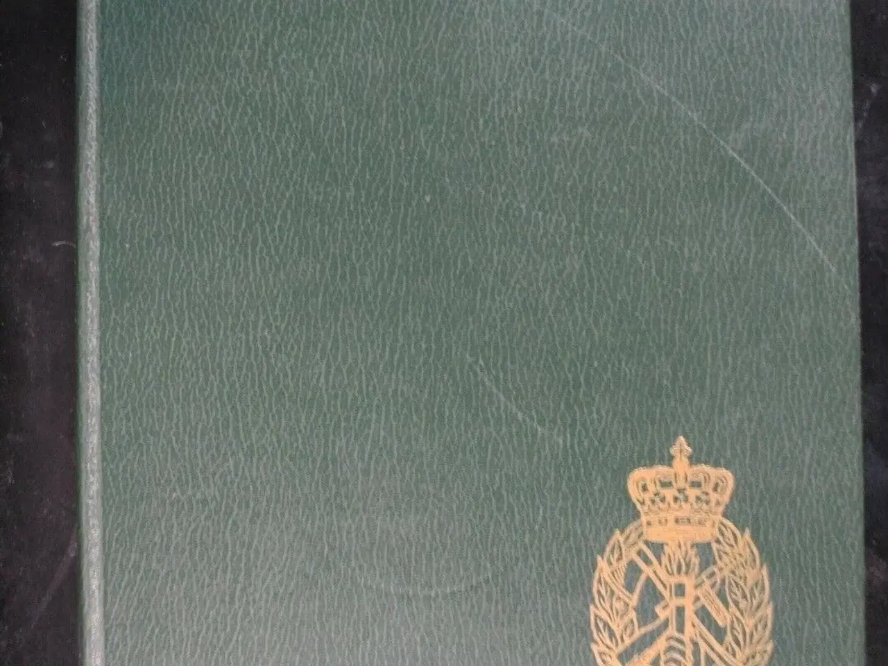 Billede 1 - hjemmeværnets uniformshistorie. udg. biblioteksbog