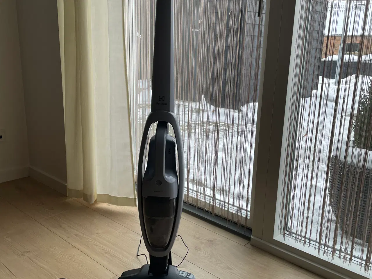 Billede 1 - Electrolux ledningsfri støvsuger med defekt
